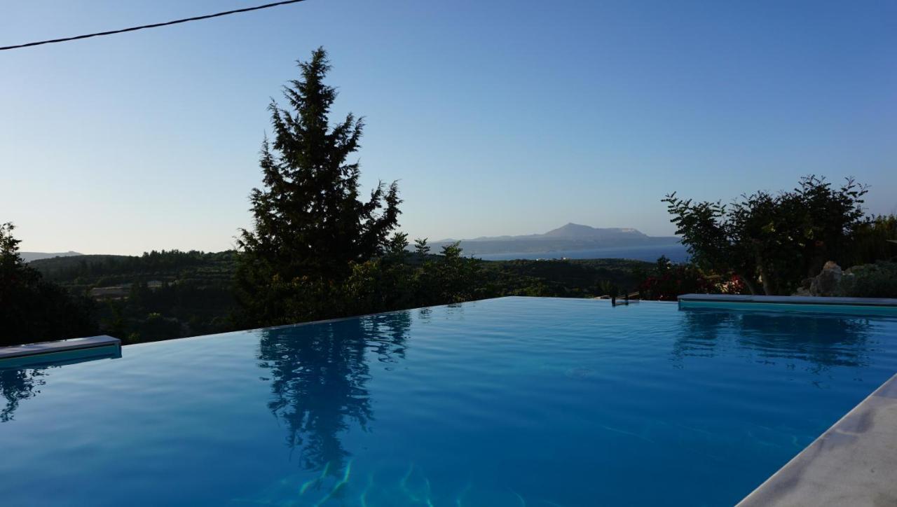 Villa Kukuwaia Almirida Exterior foto